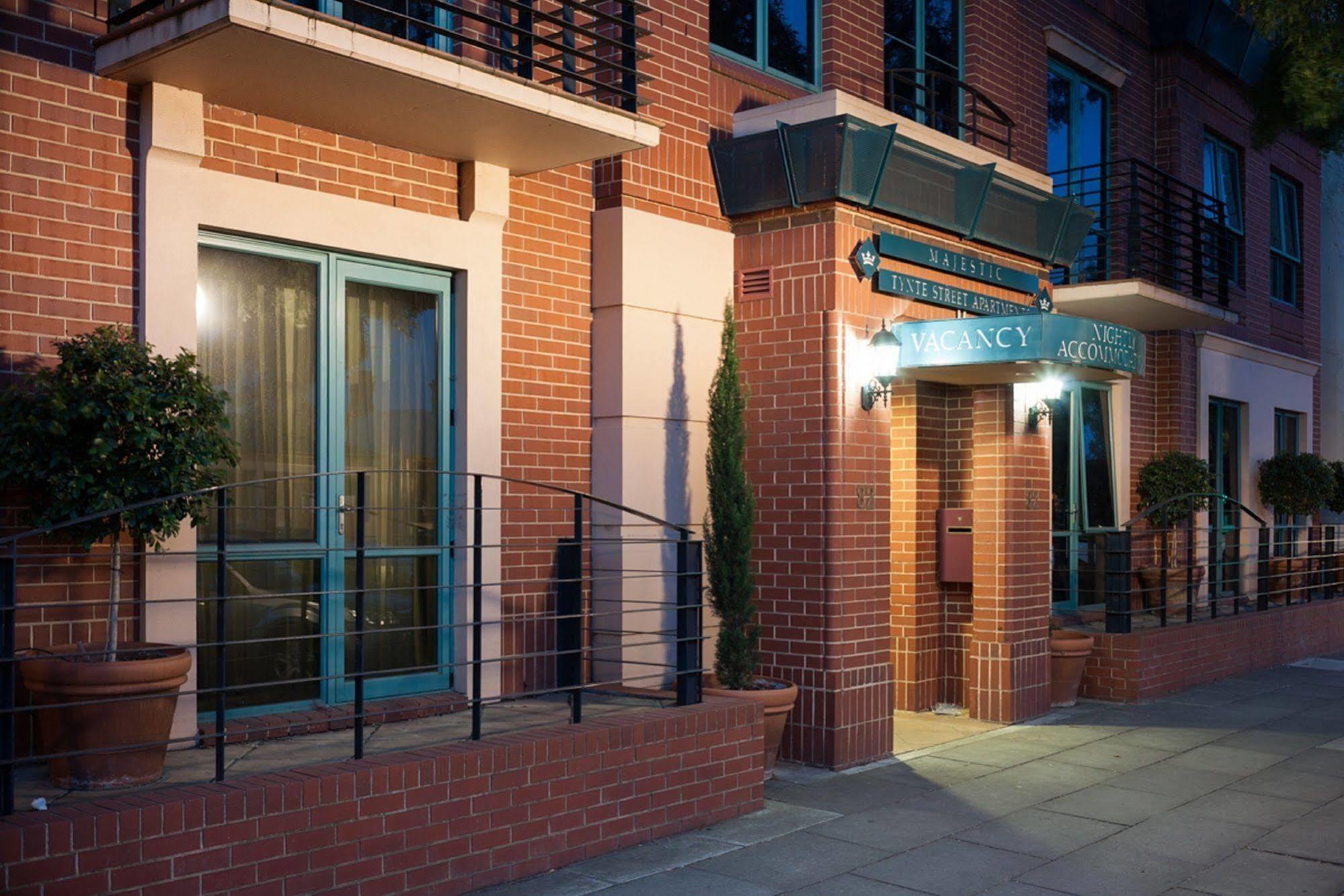 Majestic Tynte Street Apartments Adelaide Buitenkant foto